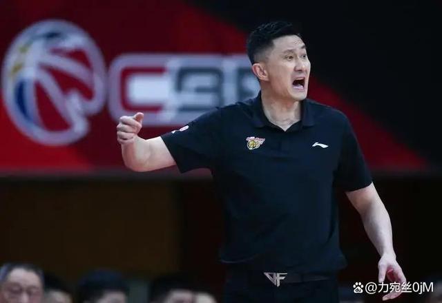 开云官方-广州队赛后外线爆发；志在CBA常规赛名次提升；悬念犹存；轮换策略成焦点的简单介绍
