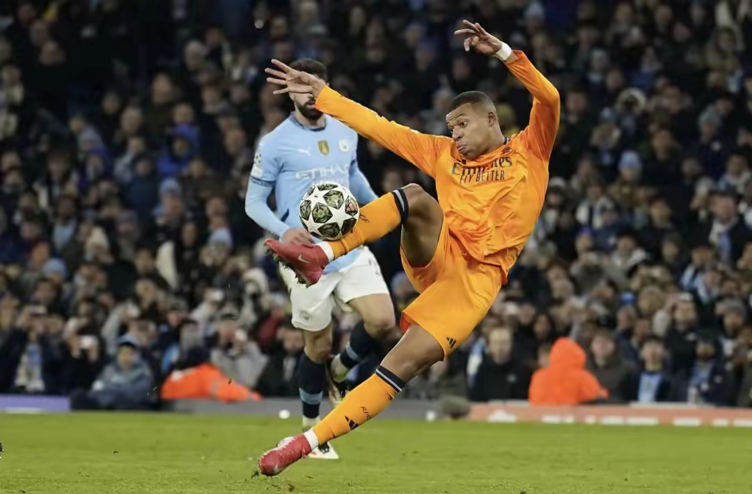 开云官方-风云突变！斯图加特赛后外线爆发，欧冠版图或变，话题不断，身体对抗强度拉满(2023年斯图加特紧固件展会)