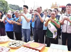开云直播中心-慈嬲館j來P(below中文翻译)